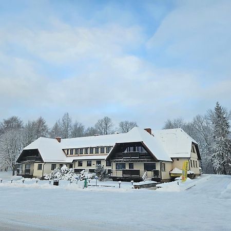 Hotel Karupesa Отепя Экстерьер фото