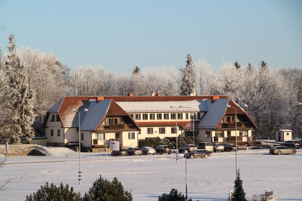 Hotel Karupesa Отепя Экстерьер фото