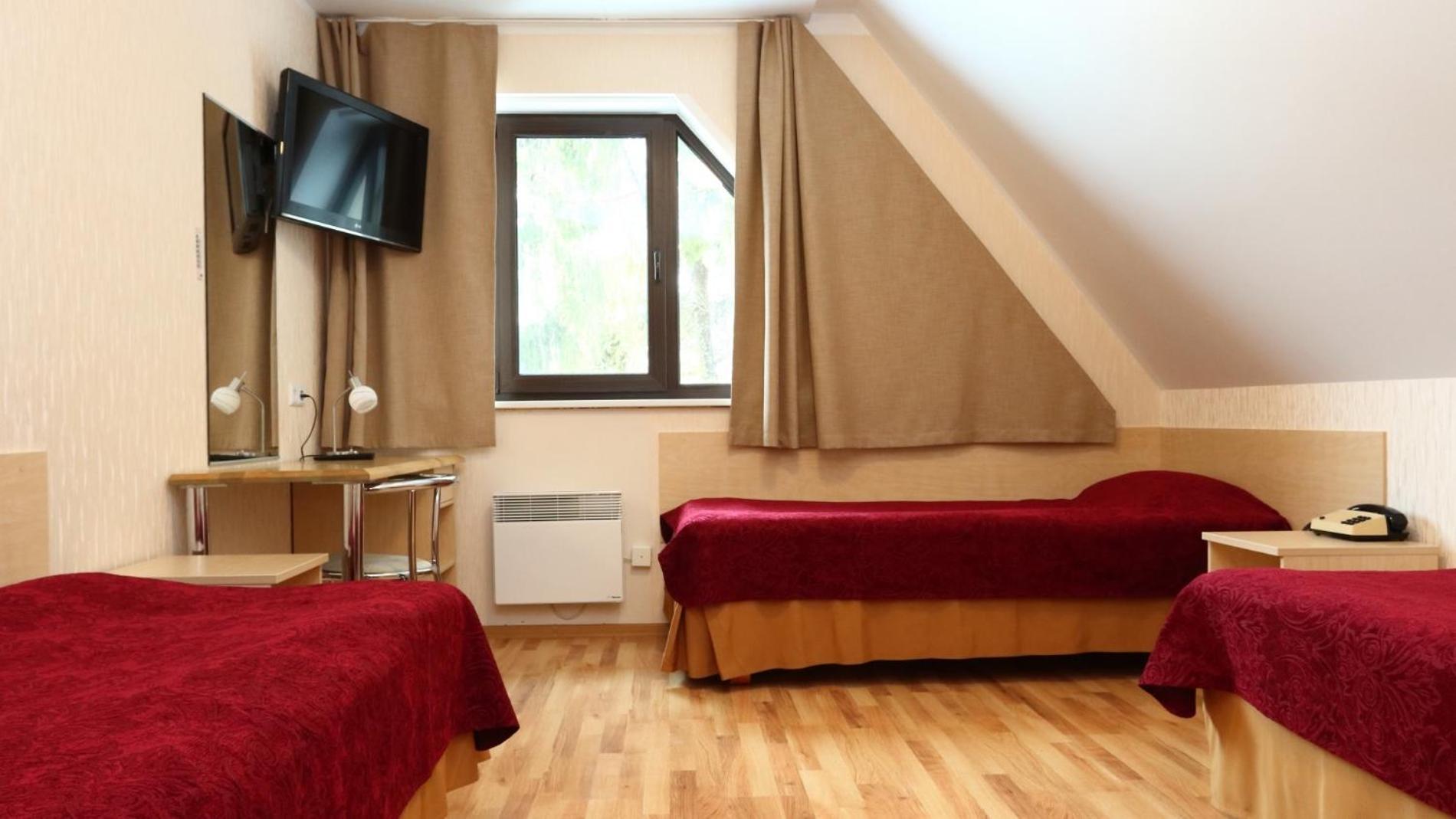 Hotel Karupesa Отепя Экстерьер фото