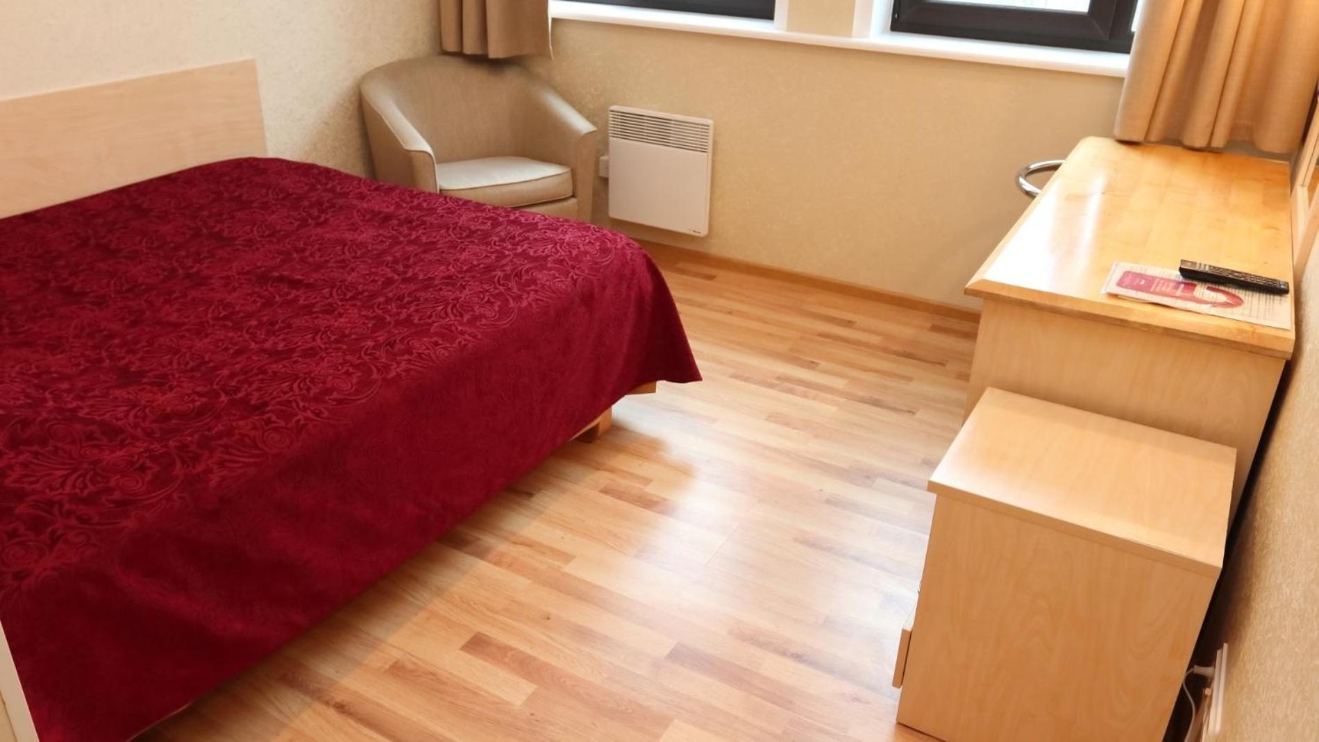 Hotel Karupesa Отепя Экстерьер фото