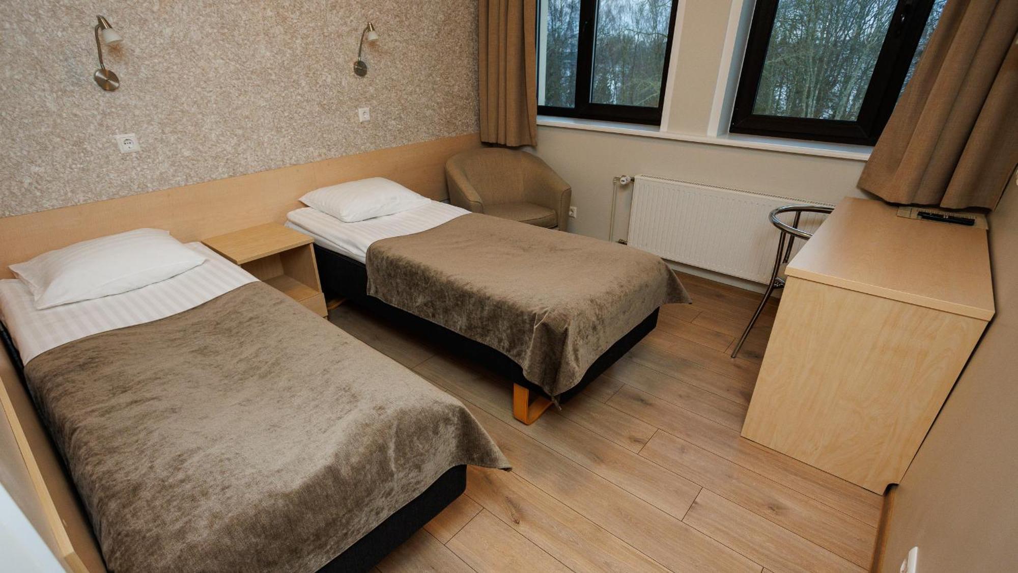 Hotel Karupesa Отепя Экстерьер фото