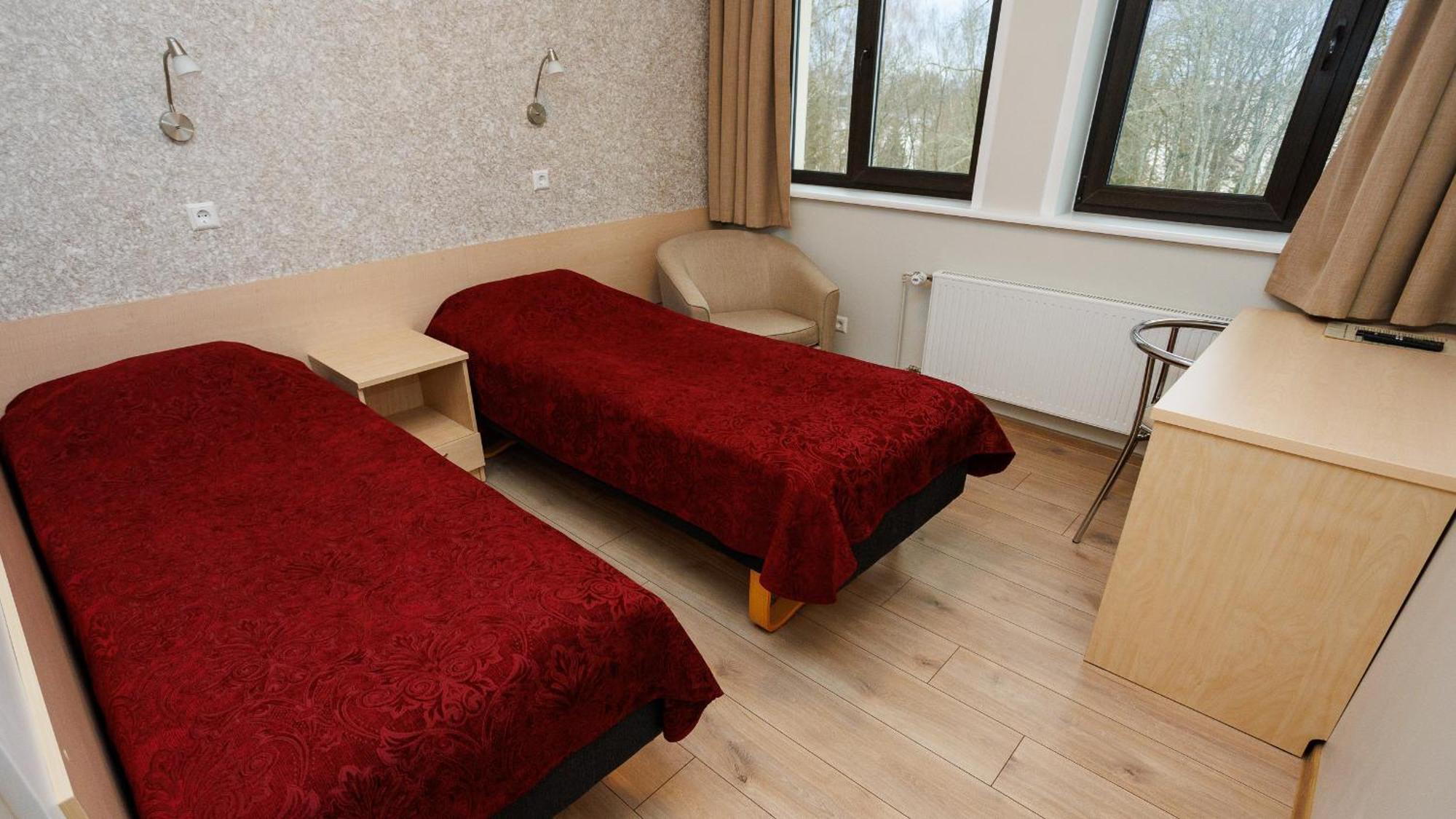 Hotel Karupesa Отепя Экстерьер фото