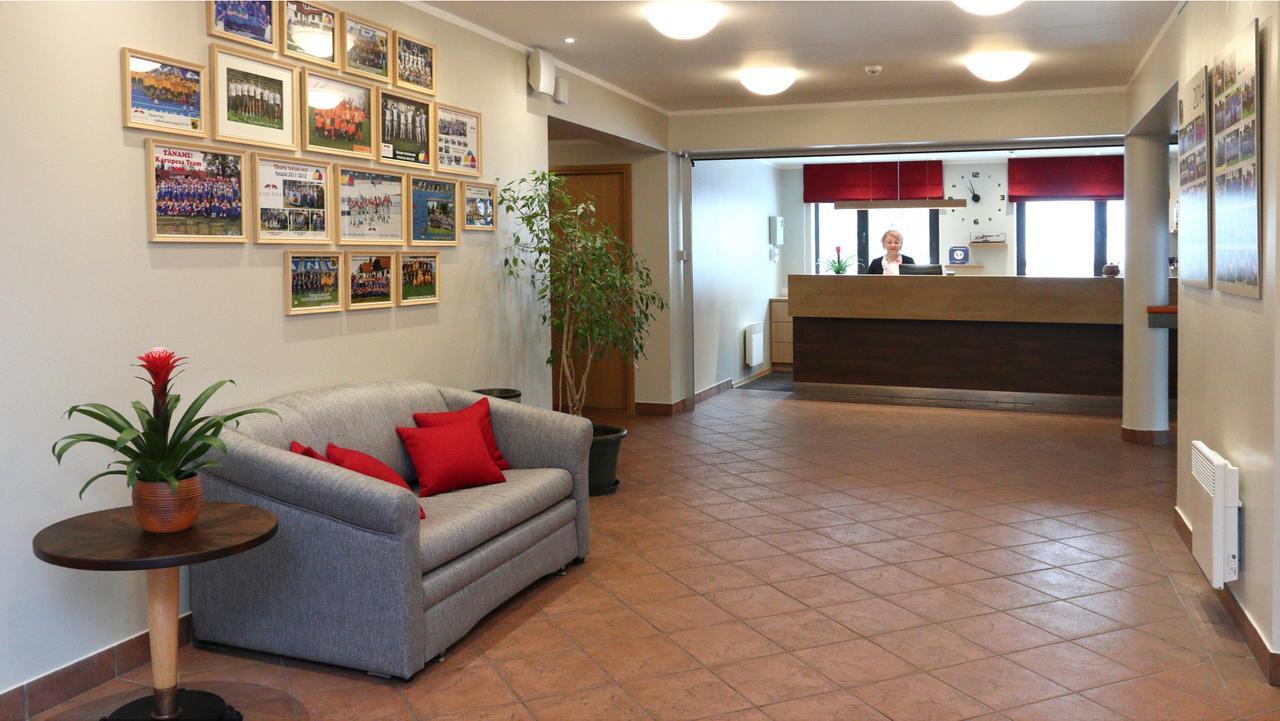 Hotel Karupesa Отепя Экстерьер фото