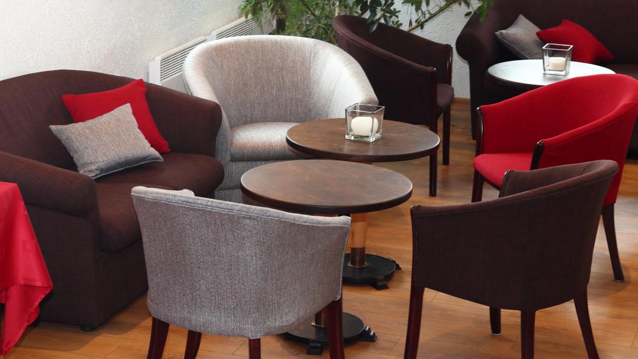 Hotel Karupesa Отепя Экстерьер фото